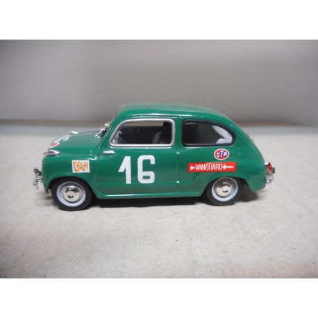 SEAT 600 SPORT n16 1:43 SALVAT SOLIDO
