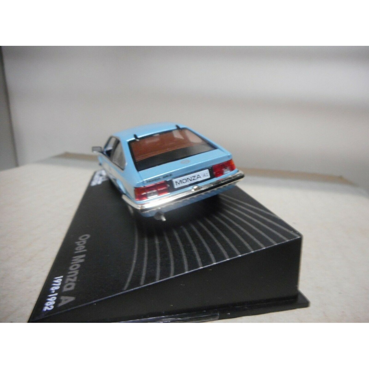 MiniChamps - 1:43 - Opel Zafira 1999 - bleue métallisée - - Catawiki