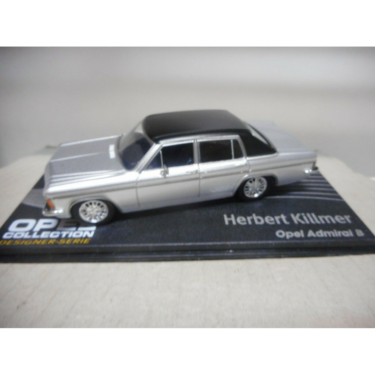 Diecast model cars Opel Admiral 1/43 Neo Hebmüller oliv/beige 1938