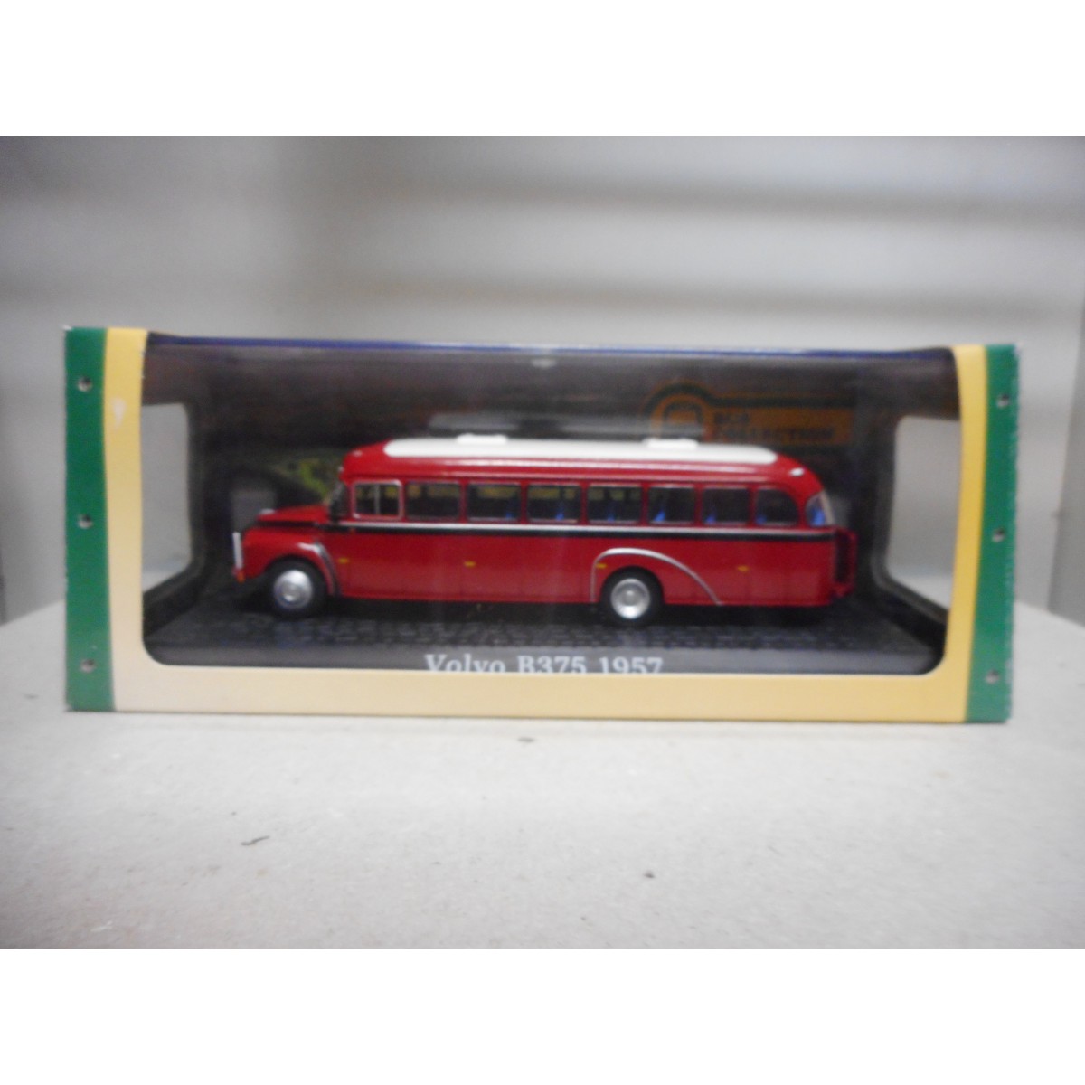 Majorette Volvo 760 GLE n°230 bleu 1/61 – Etoile Auto49