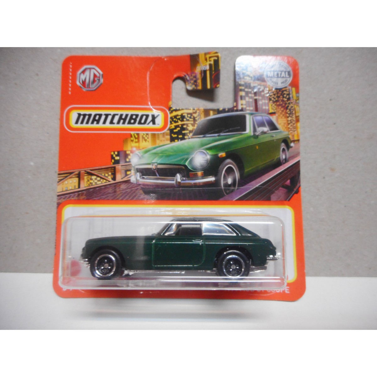 MG MGB GT COUPE 1971 GREEN 1:64 MATCHBOX - BCN STOCK CARS