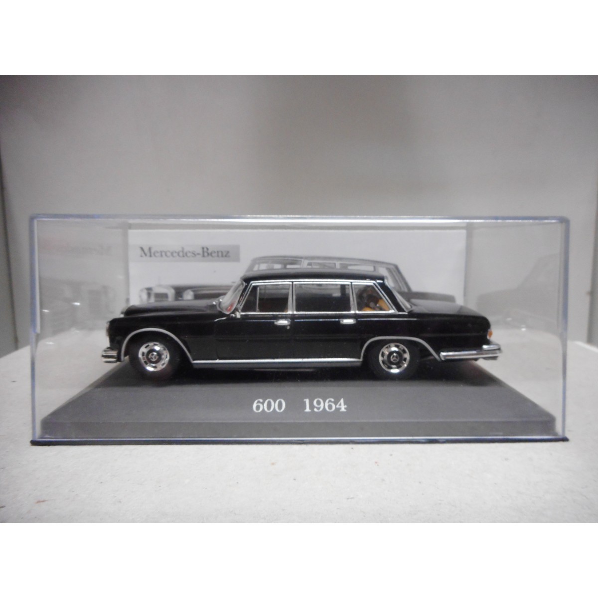 MERCEDES-BENZ W100 600 1964 1:43 ALTAYA IXO - BCN STOCK CARS