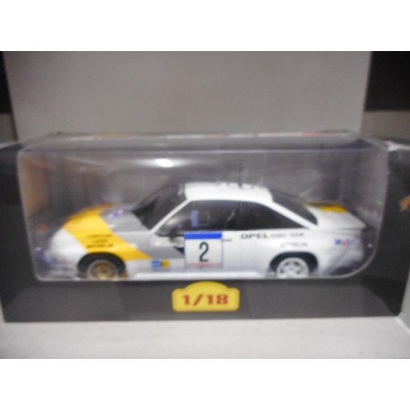 OPEL MANTA 400 RALLY CRIT TOURAINE 1985 FREQUELIN 1:18 ALTAYA IXO