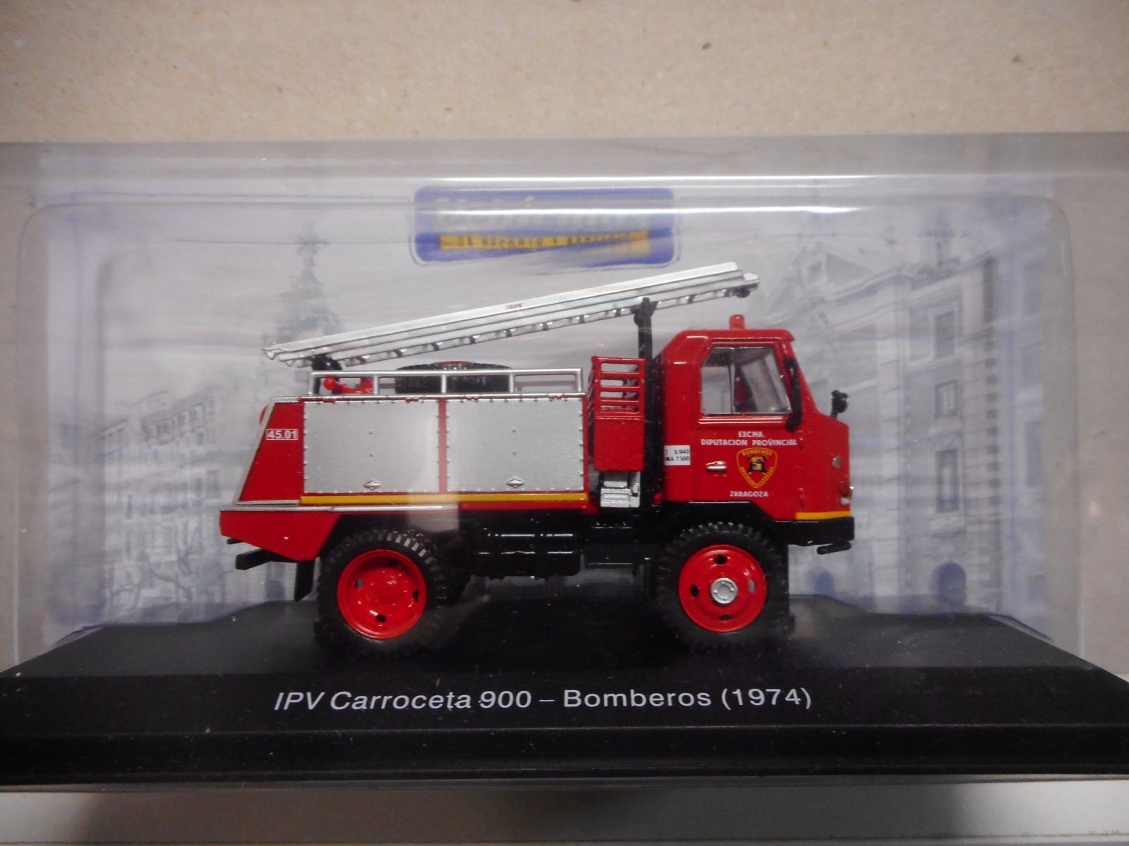 1/43 CAMIÓN TRUCK BOMBEROS IPV CARROCETA 900 ZARAGOZA 1974 SALVAT 1/43 CAMIÓN TRUCK BOMBEROS IPV CARROCETA 900 ZARAGOZA 1974 SALVAT