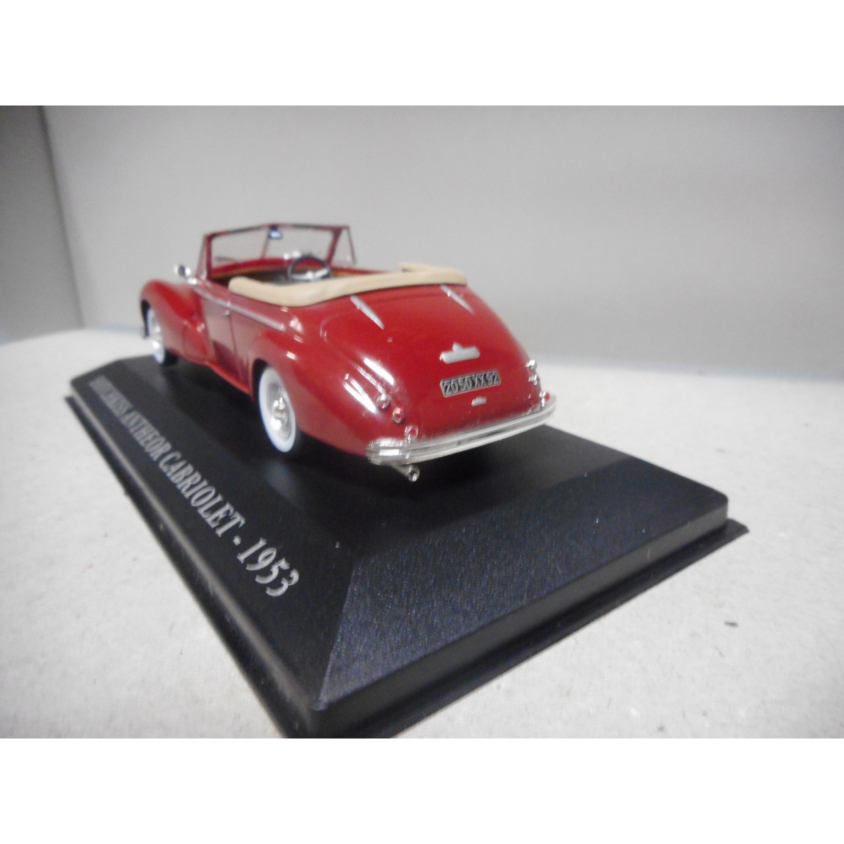 Modèle Hotchkiss Anteor Cabriolet 1953 - Altaya 1:43 + Boîte Plexi | Neuf | IXO
