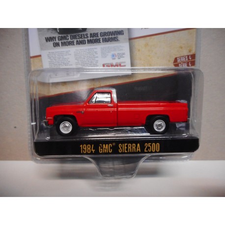 GMC SIERRA 2500 1984 VINTAGE AD CARS 1:64 GREENLIGHT