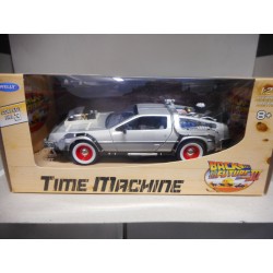 DMC DE LOREAN BACK TO FUTURE/REGRESO AL FUTURO III 1:24 WELLY