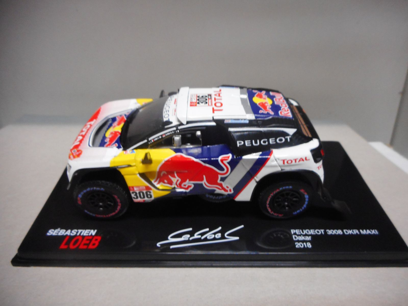 Peugeot 3008 DKR Maxi Rallye Dakar 2018 – Sébastien Loeb – Altaya Ixo 1/43