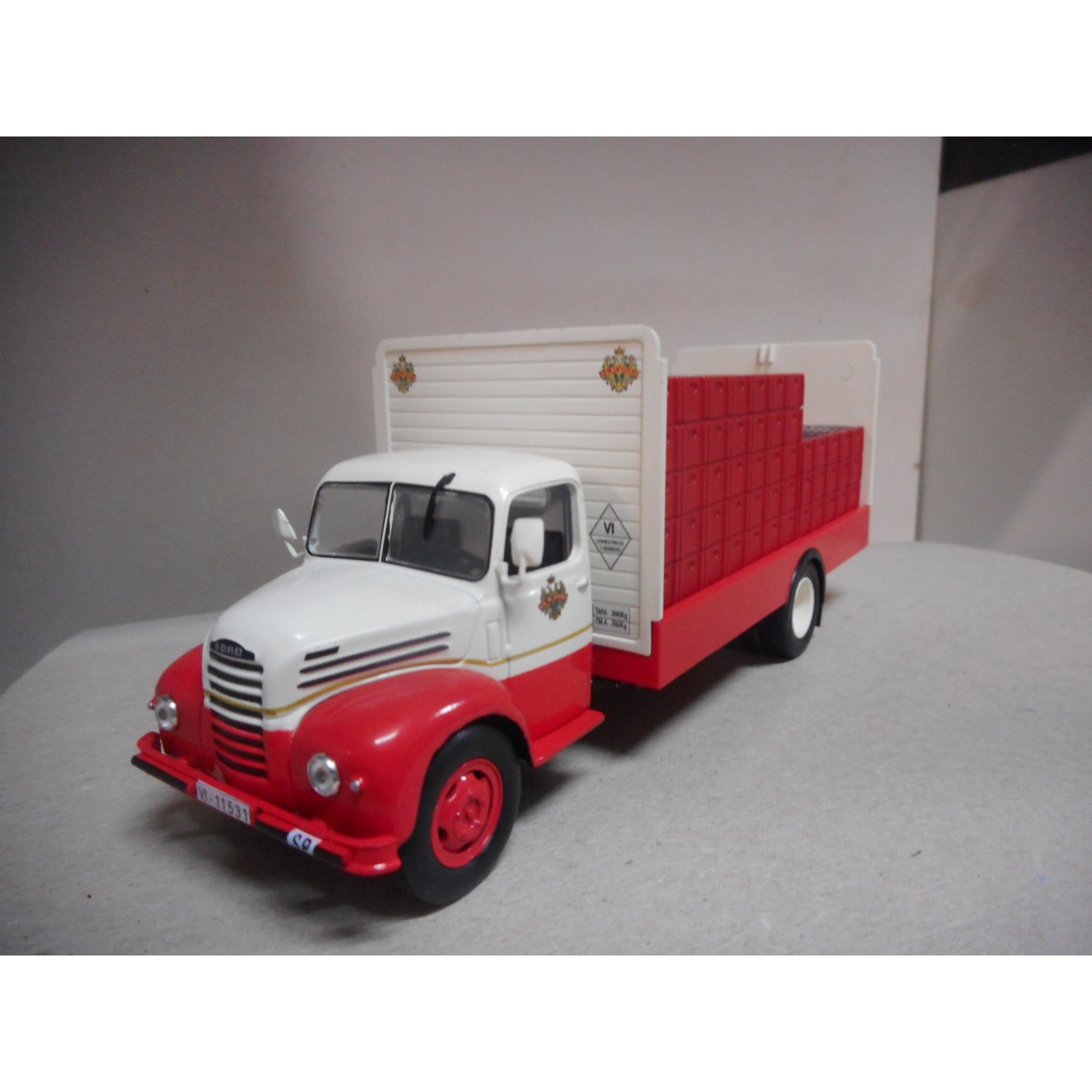 EBRO B-45 EL AGUILA CAMION/TRUCK 1:43 ALTAYA IXO - BCN STOCK CARS