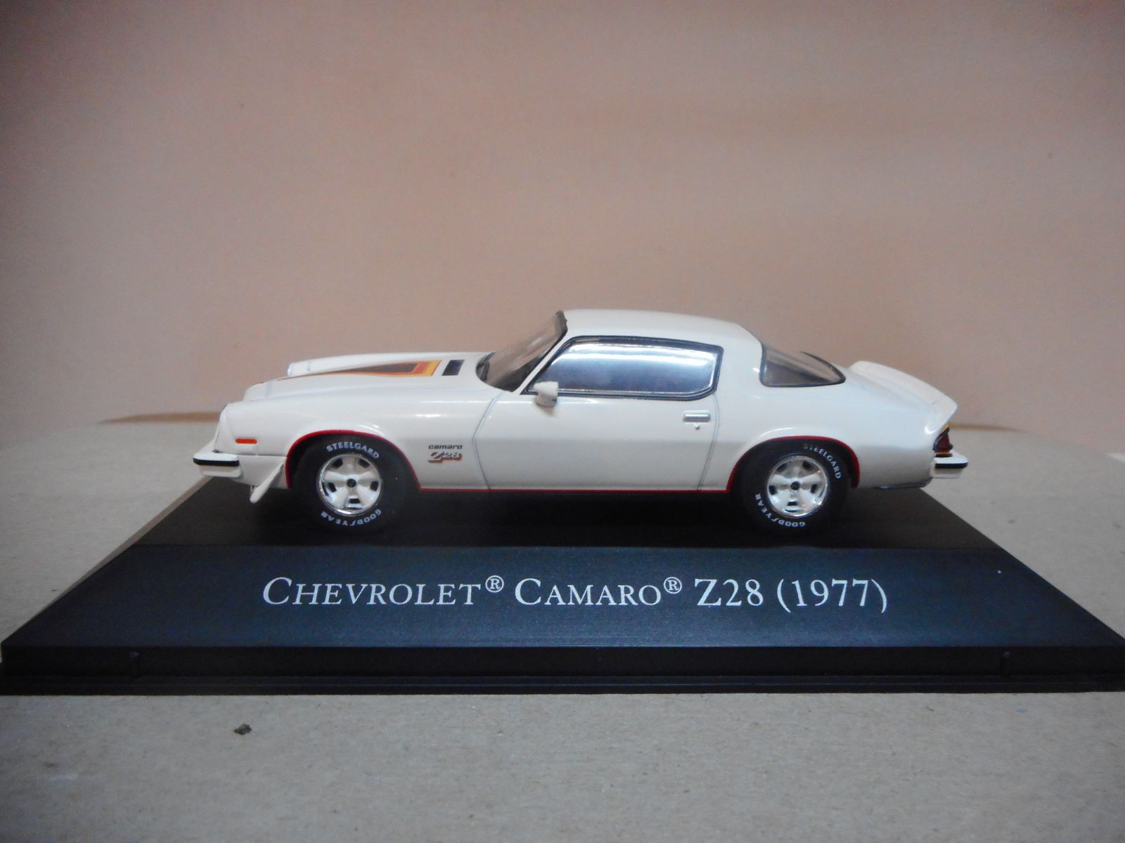 CHEVROLET CAMARO Z28 1977 AMERICAN CARS 1:43 ALTAYA IXO - BCN