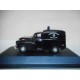 MORRIS MINOR VAN CARDIFF POLICE 1:43 VANGUARDS