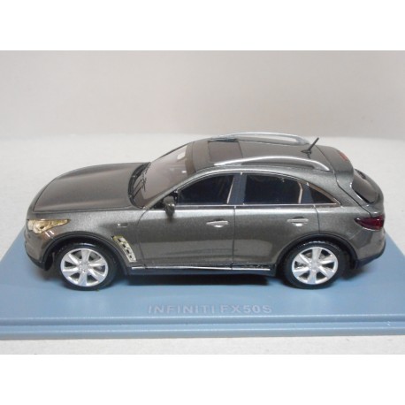 INFINITI FX50S 1:43 NEO USADO/VER FOTOS
