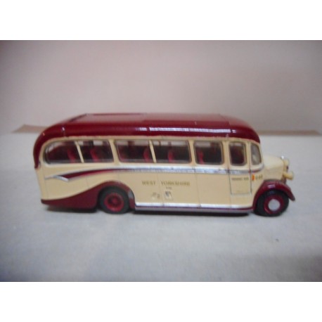 BEDFORD OB COACH WEST YORSHIRE 1:76 EFE USADO/NO CAJA/V FOTOS