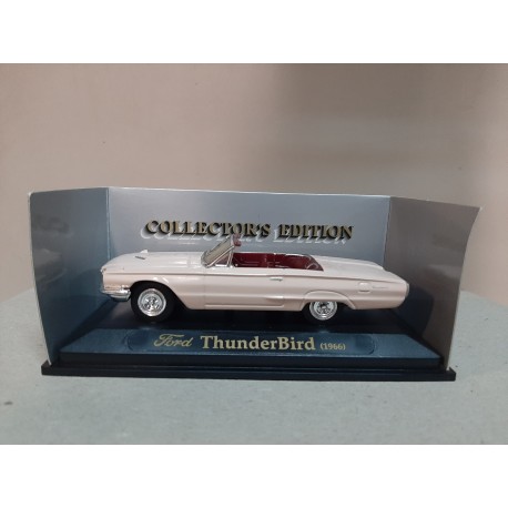 FORD THUNDERBIRD CONVERTIBLE 1966 1:43 ROAD SIGNATURE USADO/EX PRIVADO