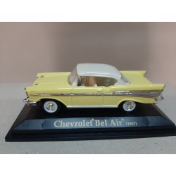 CHEVROLET BEL AIR 1957 YELLOW & WHITE COUPE 1:43 ROAD SIGNATURE