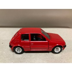 PEUGEOT 205 RED 1:43 SOLIDO SALVAT USADO/NO CAJA