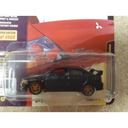 MITUBISHI LANCER 2004 EVO CLASSIC GOLD JOHNNY LIGHTNING