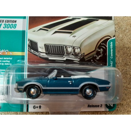 OLDSMOBILE CUTLASS 1970 442 CONVERTIBLE CLASSIC GOLD JOHNNY LIGHTNING