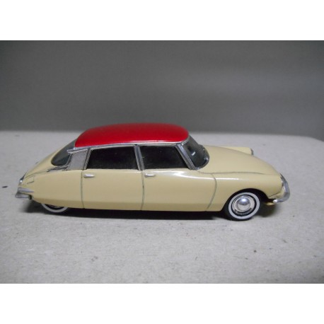 Citroën SM | Hachette Collections