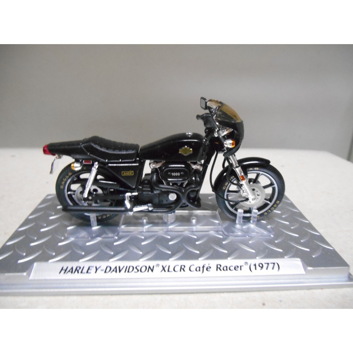 HARLEYDAVIDSON XLCR CAFE RACER 1977 124 ALTAYA IXO USADO/EX PRIVADO