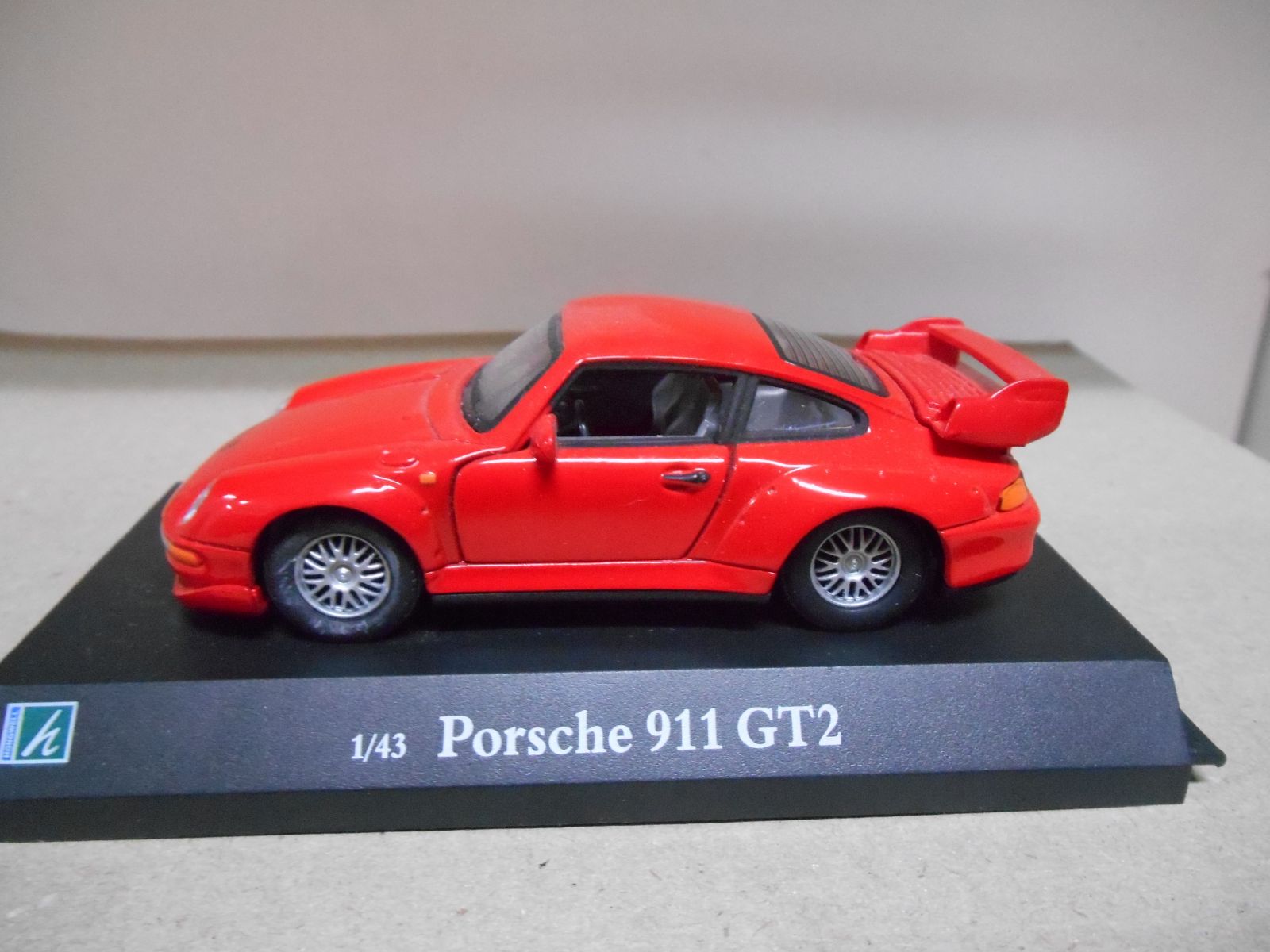 カレラ 911 GT2 ミニカー ホンウェル 143 カレラ