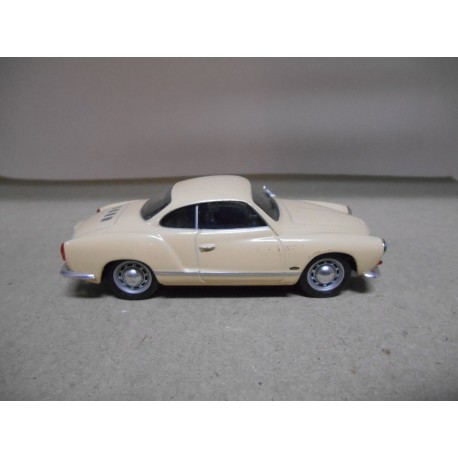 VOLKSWAGEN KARMANN GHIA COUPE CREAM SCHUCO JUNIOR 1:43 USADO/NO CAJA