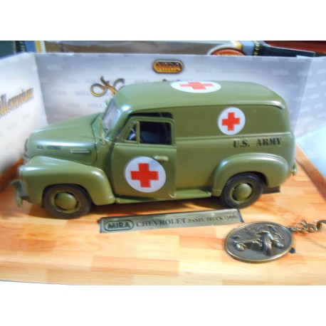 CHEVROLET PANEL TRUCK 1950 US ARMY AMBULANCE 1:18 MIRA EX PRIVADO