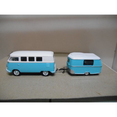 VOLKSWAGEN T1 KOMBI + CARAVANA CAMPER/AUTOCARAVANA 1:43 IXO HACHETTE