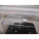 VOLKSWAGEN GOLF 4 VARIANT BLACK 1:43 MINICHAMPS URNA RAJADA
