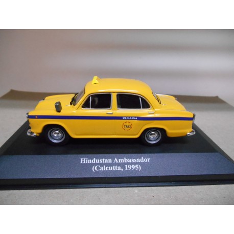 HINDUSTAN AMBASSADOR TAXI CALCUTTA 1995 1:43 ALTAYA IXO EX PRIVADO