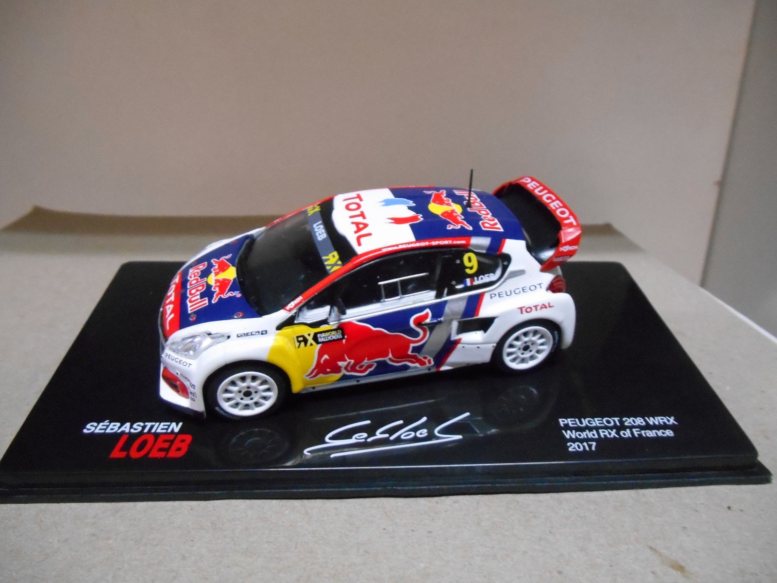 Peugeot 3008 DKR Rallye Dakar 2019 / Sebastien Loeb Altaya Ixo 1/43