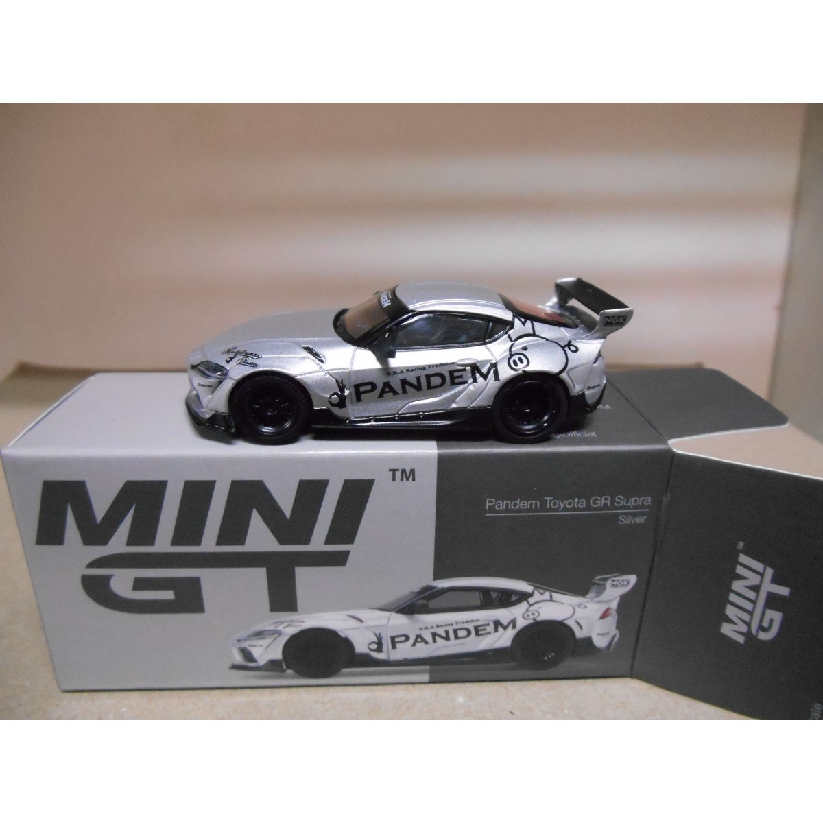 PANDEM TOYOTA GR SUPRA SILVER 1:64 MINI GT - BCN STOCK CARS