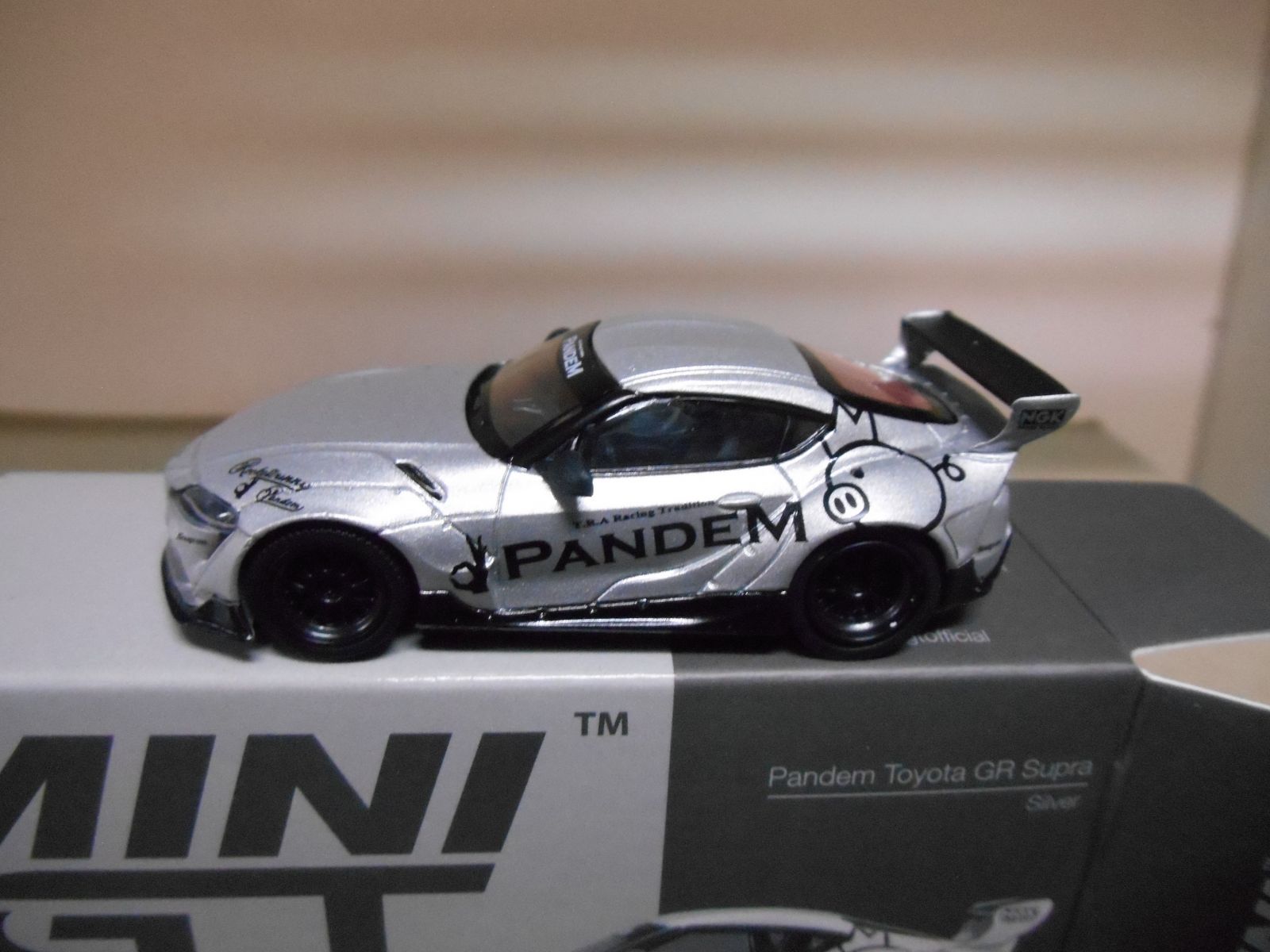 PANDEM TOYOTA GR SUPRA SILVER 1:64 MINI GT - BCN STOCK CARS