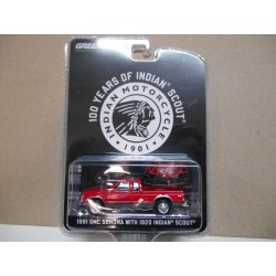 GMC SONOMA 1991 WITH INDIAN SCOUT 1920 100 YEARS OF INDIAN 1:64 GREENLIGHT
