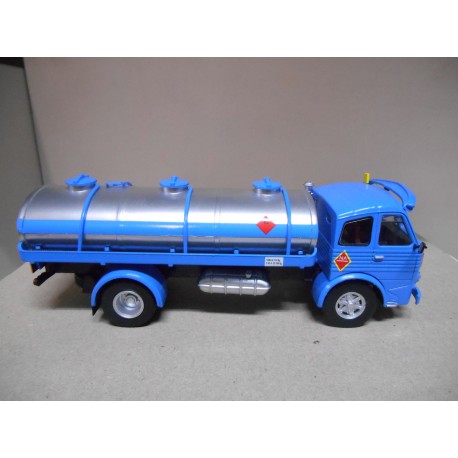 PEGASO 1060 CABEZON CISTERNA 1:43 SALVAT IXO