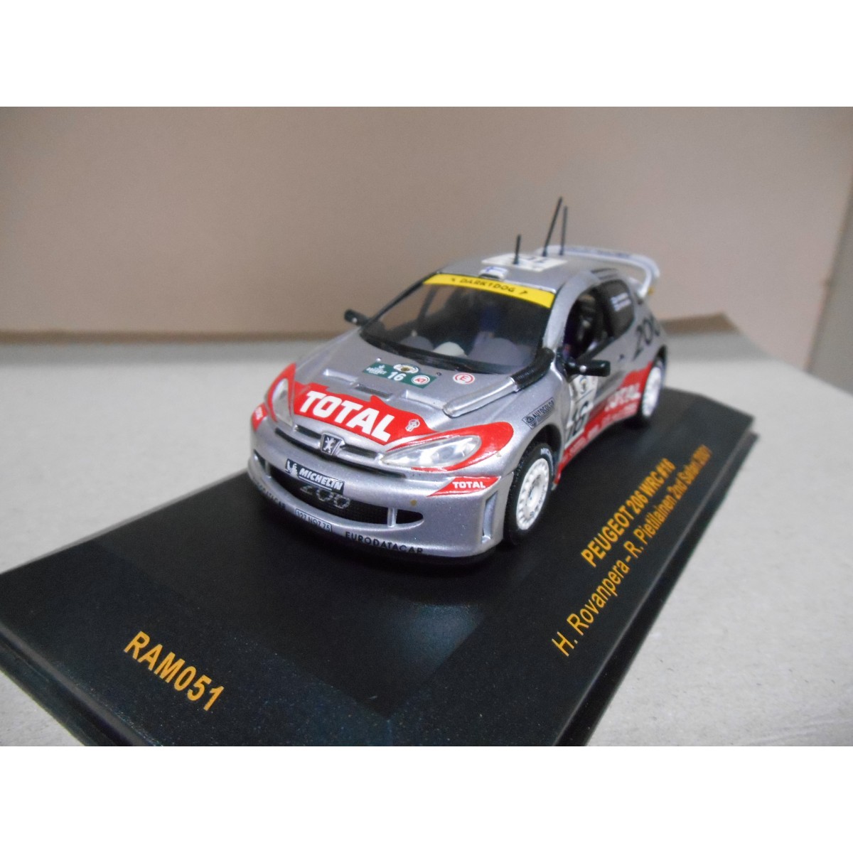 Peugeot 206 wrc - 1/43 ixo - rallye acropolis 2001 panizzi - Collection