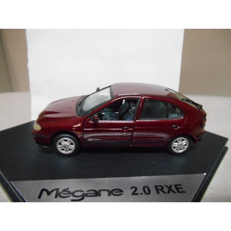 RENAULT MEGANE 2.0 RXE ROUGE 1:43 VITESSE