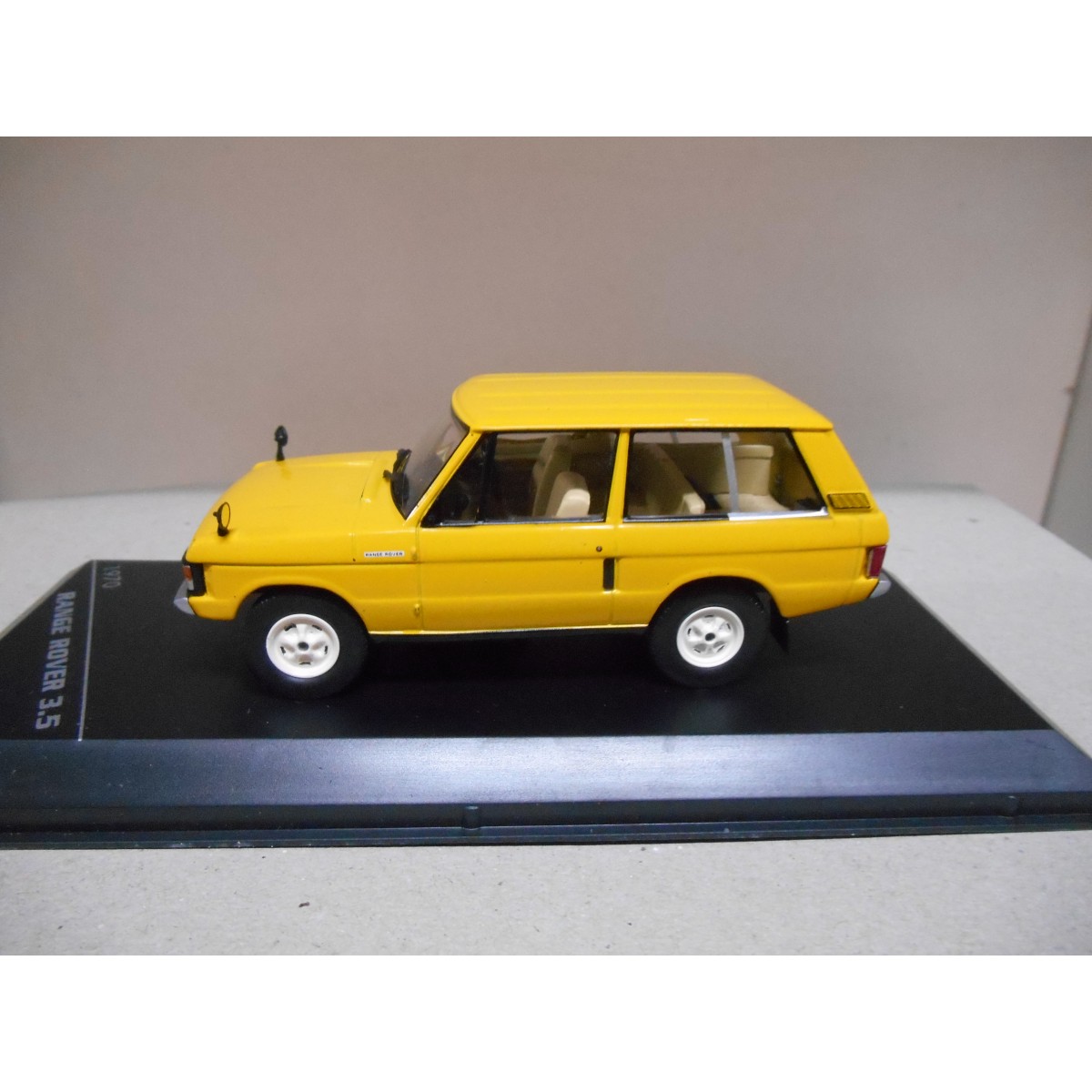Miniature Range Rover Pompiers 1970 – IXO 1/43, Série Limitée à 1000 Exemplaires, état Neuf