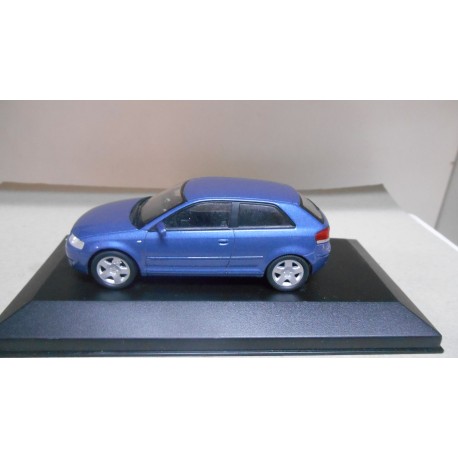 AUDI A3 BLUE 1:43 CARARAMA USADO/CAJA NO ORIGINAL