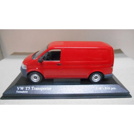 VOLKSWAGEN T5 TRANSPORTER 2003 RED 1:43 MINICHAMPS