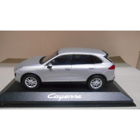 PORSCHE CAYENNE 1:43 DEALER MINICHAMPS