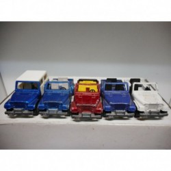 JEEP CJ-5 RENEGADE/LAREDO WHITE BLUE RED 1053 SIKU 1:55