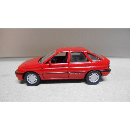 FORD ESCORT RED 1:43 SCHABAK