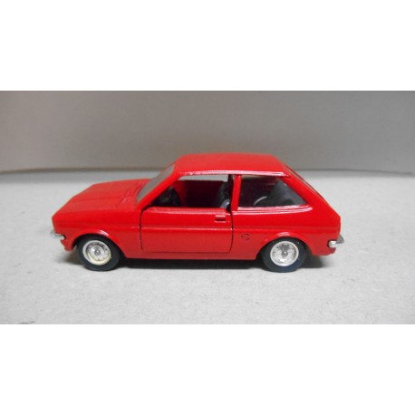 FORD FIESTA 1 RED/ROUGE 1:43 SOLIDO USADO/V FOTOS/VINTAGE