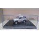 LAND ROVER DEFENDER 90 SW ZAMBEZIE SILVER 1:43 UNIVERSAL HOBBIES