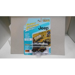 JEEP CJ-5 BROWN CLASSIC GOLD 1:64 JOHNNY LIGHTNING