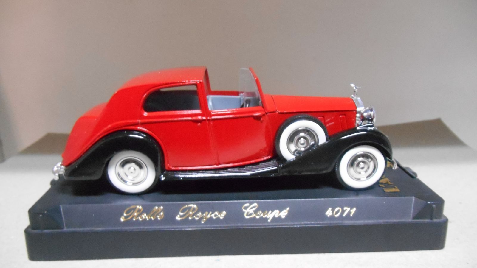 rolls-royce-coupe-143-solido-