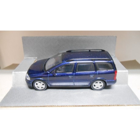 OPEL ASTRA G FAMILIAR/BREAK/STATION WAGON 1:43 DEALER SCHUCO