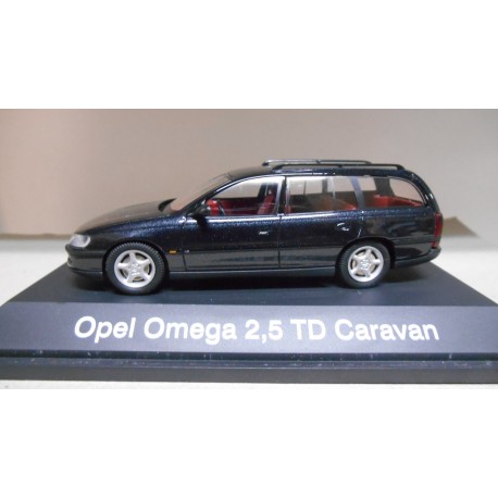 OPEL OMEGA B CARAVAN 2,5 TD 1:43 SCHUCO