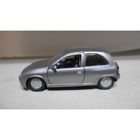 OPEL CORSA B 3P SILVER 1:43 DEALER GAMA